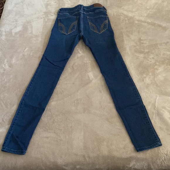 Hollister Jeans - Picture 3 of 5